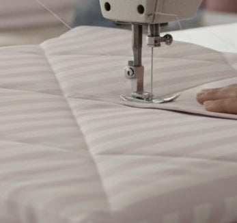 Light pink striped Double bed comforter | 400 TC ~ 100% Cotton